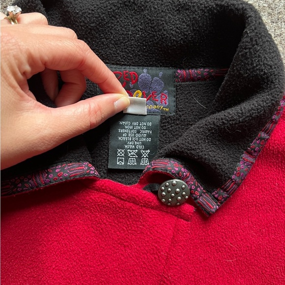 Vintage Red Fleece Button Front Jacket Womens XS Black Collar Polartec Retro 90s - Picture 6 of 16